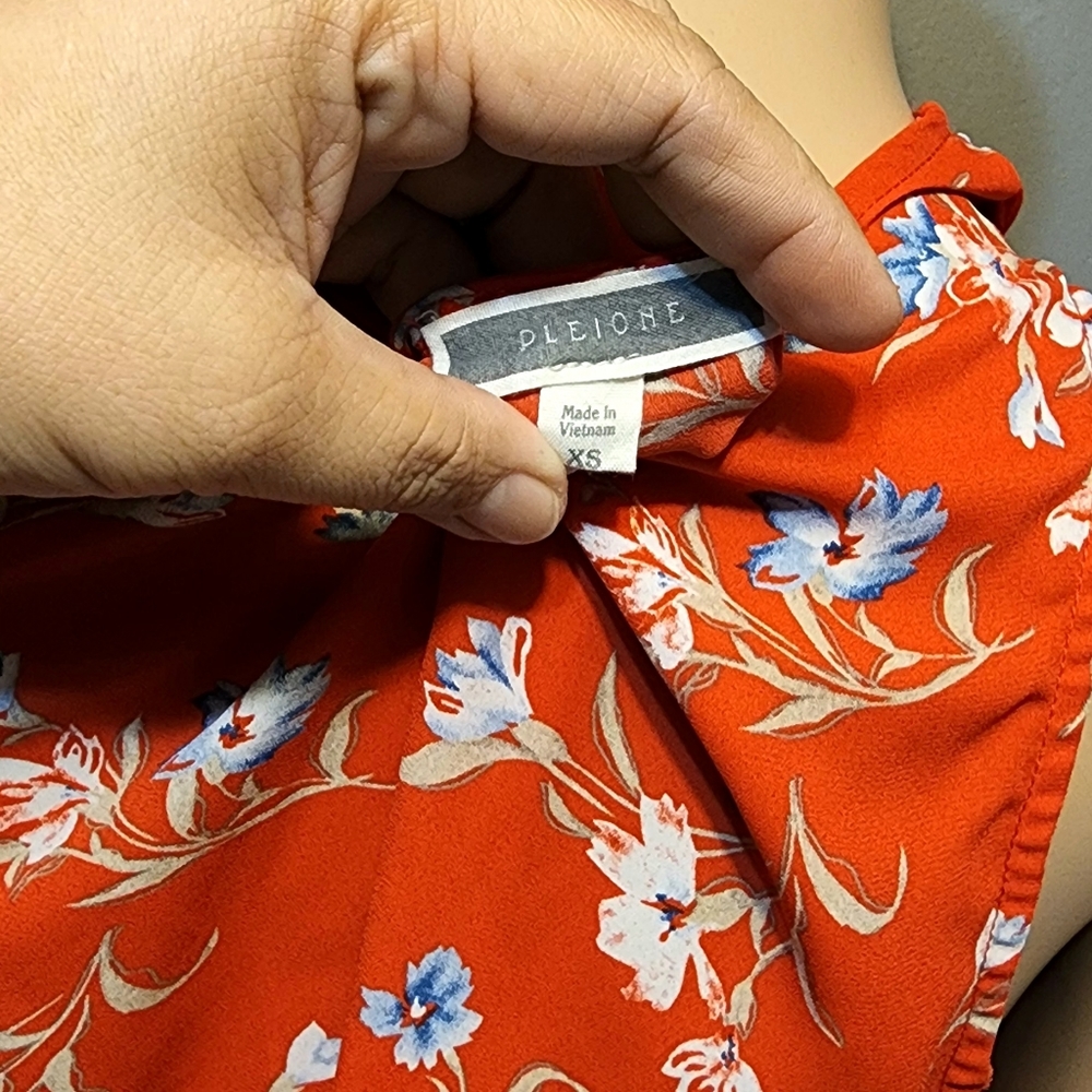 Pleione tops - Picture 7 of 8